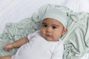 Newborn Top Knot Hat - Sage - MEMEENO