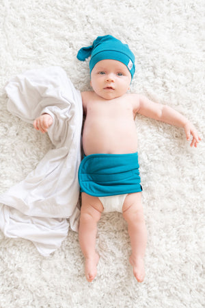 ocean baby belly band on baby with knot hat