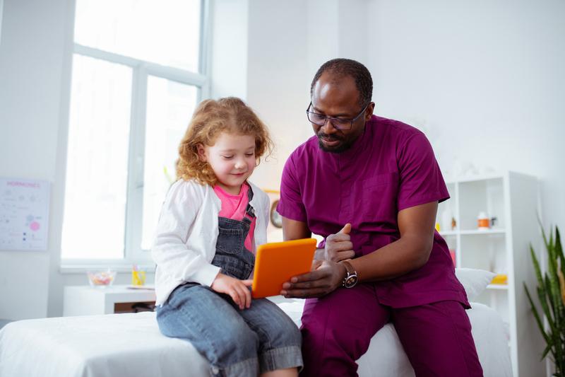 What to Look for When Finding the Right Pediatrician for Your Children