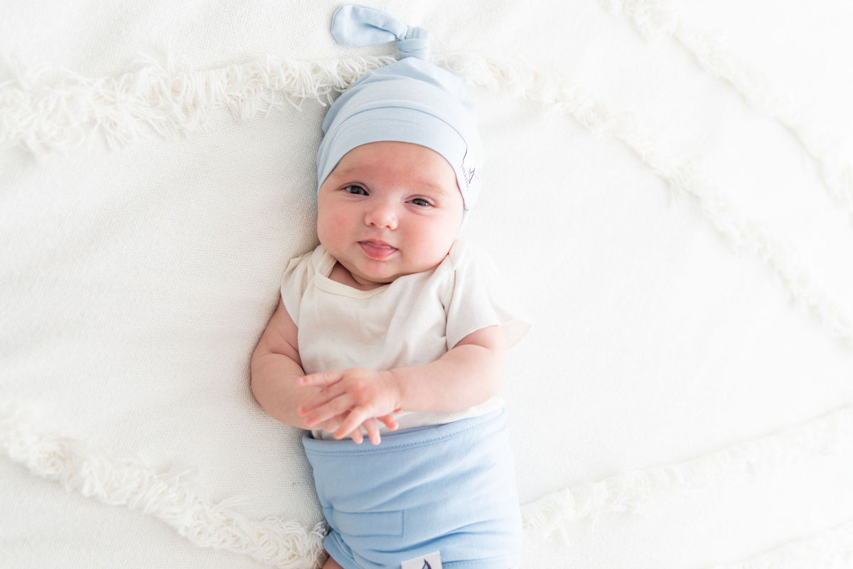 memeeno Baby belly band for belly button colic, gas, colic remedy white for boy or girl