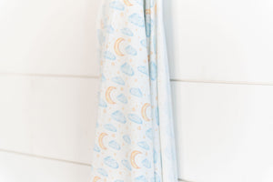 memeeno luna swaddle blanket hanging